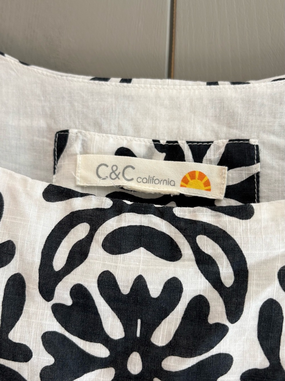 C&C California Black and White Floral Maxi Dress - Picture 5 of 7